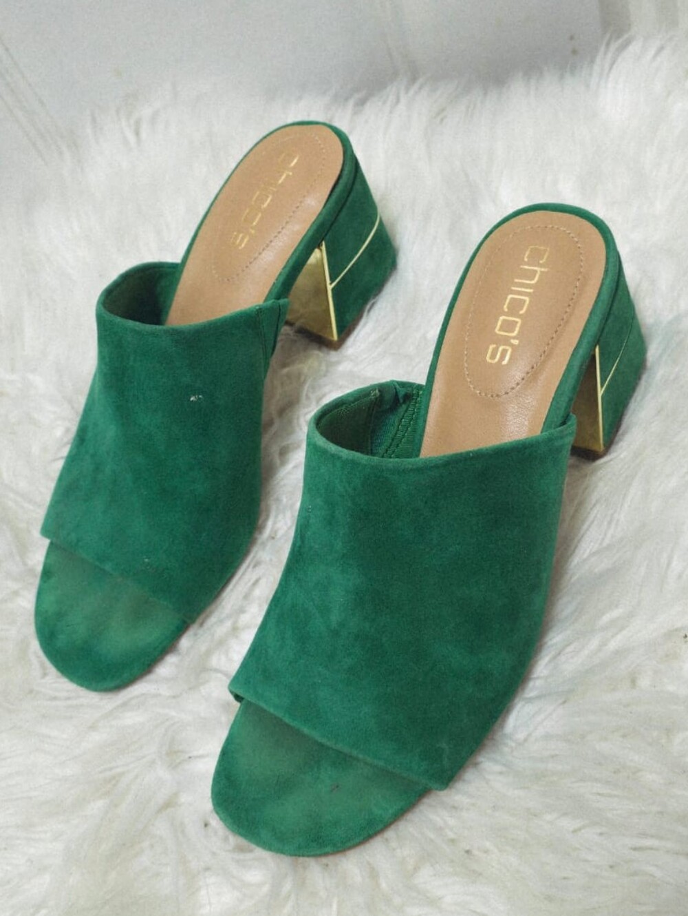 Chico's Green Suede Peep-toe Block Heel Mules Gold-tone Heel Accents Sz 7M